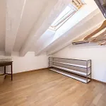 아파트 Flat Unipol Arena