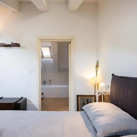 Flat Unipol Arena