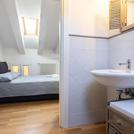 Flat Unipol Arena