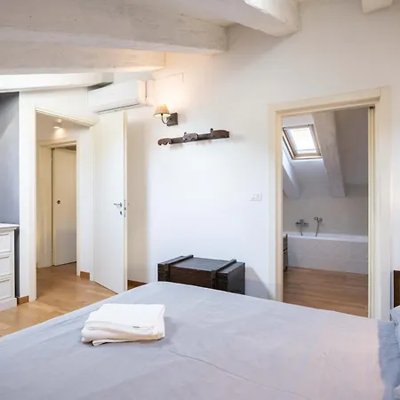 Apartment Flat Unipol Arena