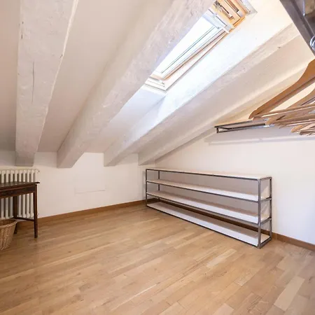 Apartment Flat Unipol Arena