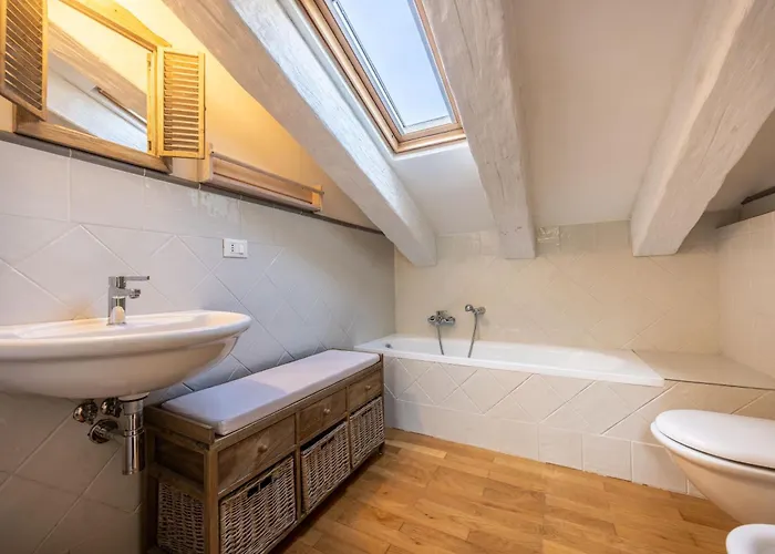 Flat Unipol Arena Apartamento